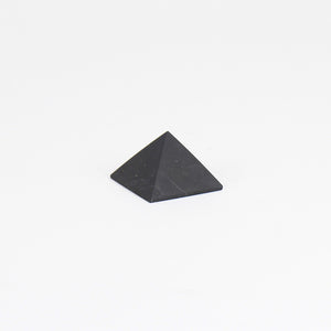 shungite pyramid unpolished 3cm