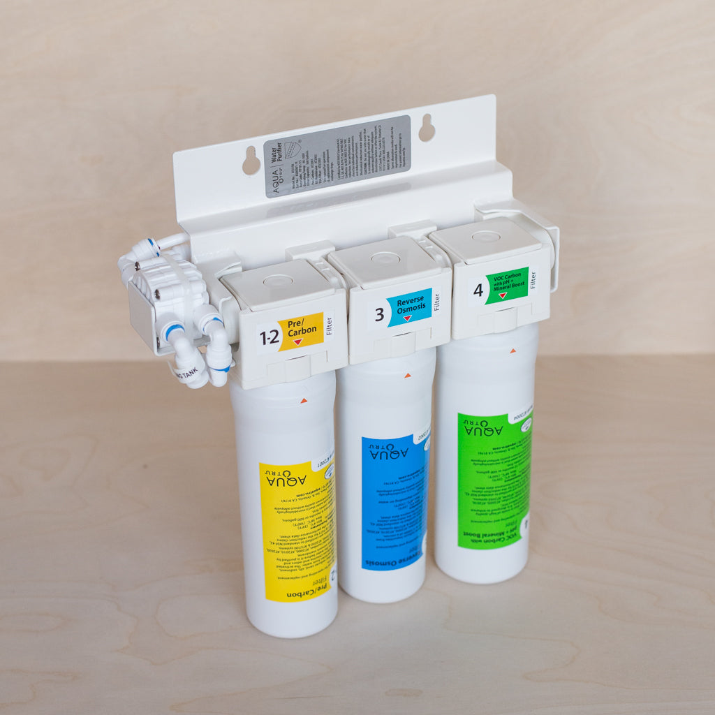 AquaTru Undersink Water Purifier filter manifold.