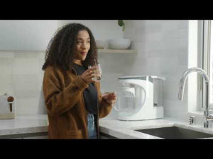 AquaTru Carafe water purifier Getting Started video.