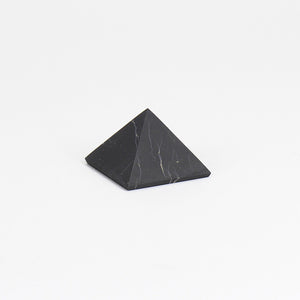 shungite pyramid unpolished 4cm